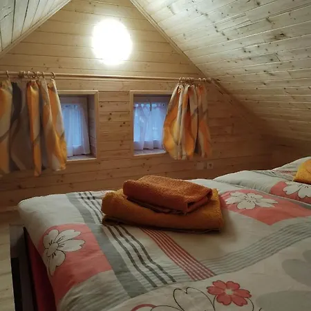 U Bernaku Апартаменты Абертами